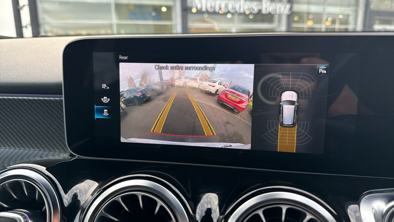 Mercedes-Benz GLB 220d 4Matic AMG Line Premium 5dr 8G-Tronic Diesel Estate